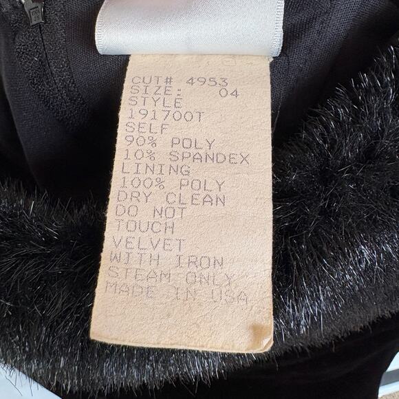 Tadashi Vintage Black Velvet Strapless Top Faux Fur Trim Winter Formal Size 4 - Picture 10 of 11